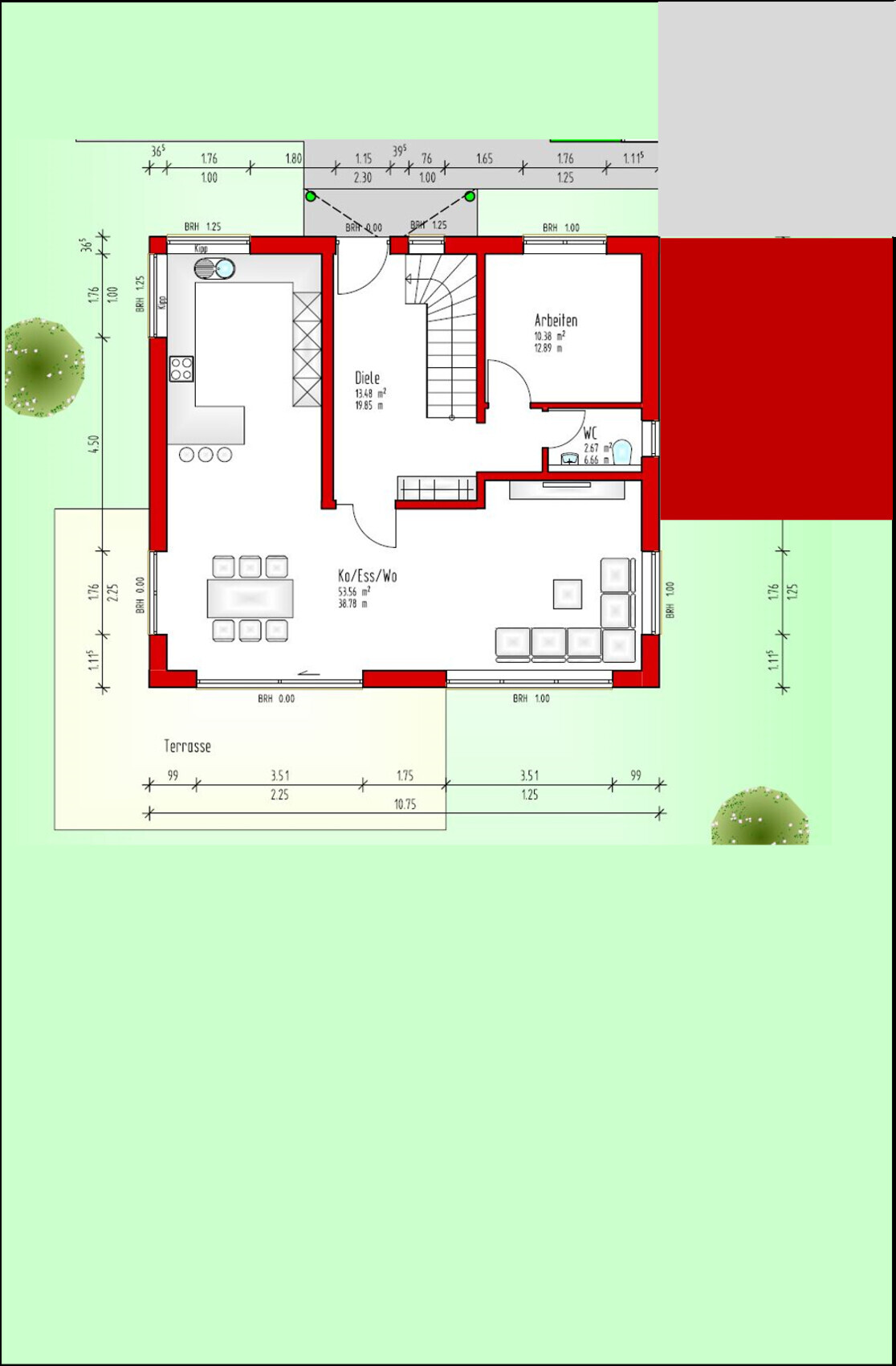Grundriss eines Hauses mit Küche, Essbereich, Wohnzimmer, Diele, Treppe, Arbeitszimmer und Terrasse.