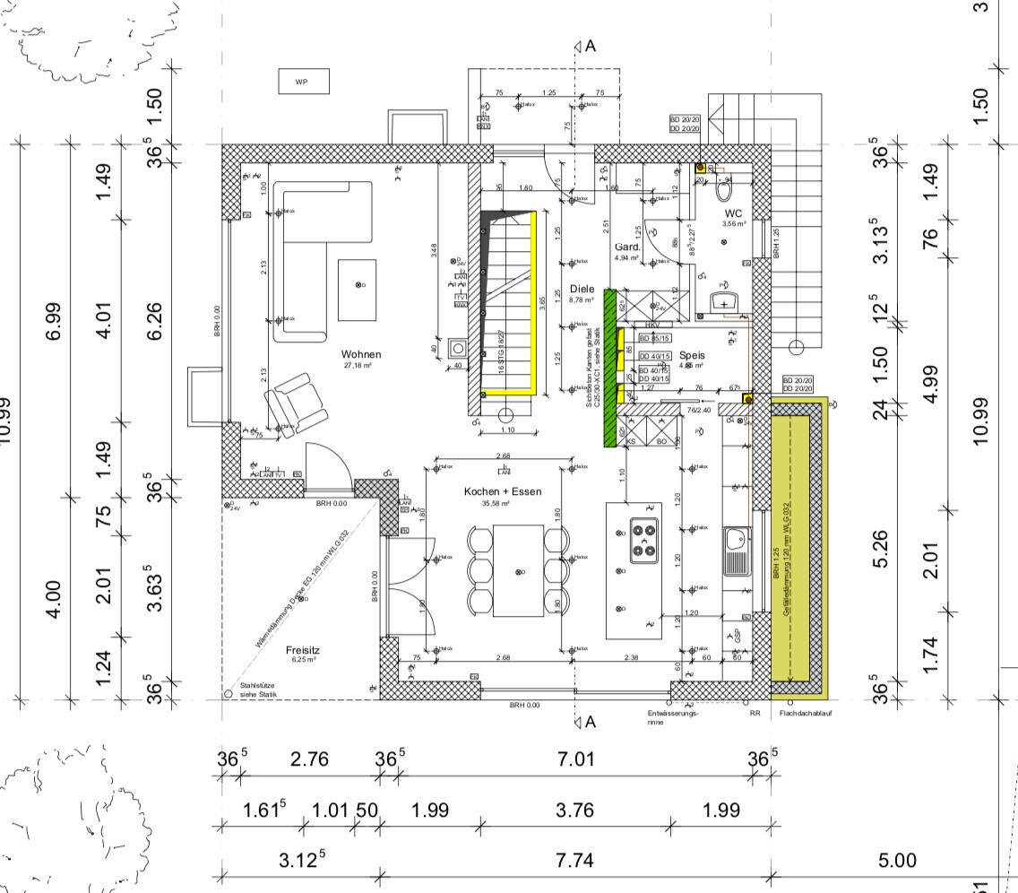 Detailierter Grundriss eines Hauses: Wohnen, Kochen + Essen, Speis, Diele, WC, Treppe.