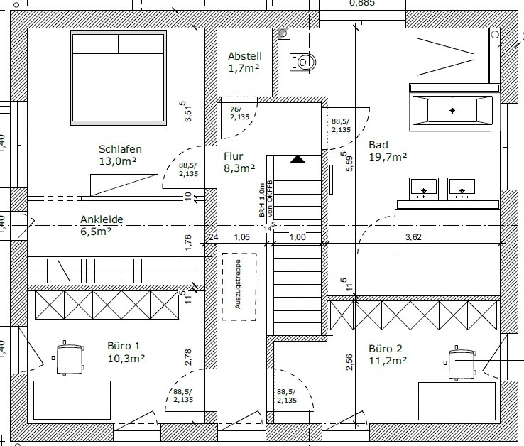 Grundriss eines Hauses: Schlafzimmer, Ankleide, Büro1, Büro2, Flur, Bad, Abstellraum.