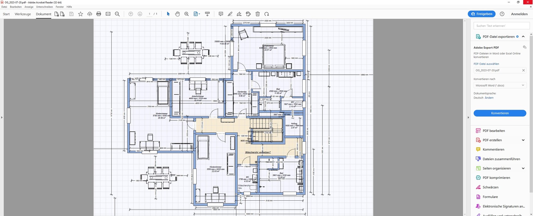 Architektonischer Grundriss eines Hauses mit mehreren Zimmern, Möbeln, Türen und Maßangaben.