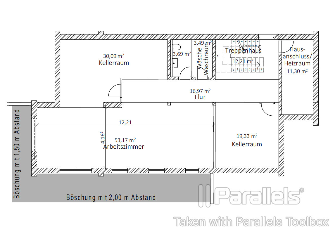 Kellergrundriss mit Arbeitszimmer, zwei Kellerräumen, Flur, Waschküche und Treppenhaus.