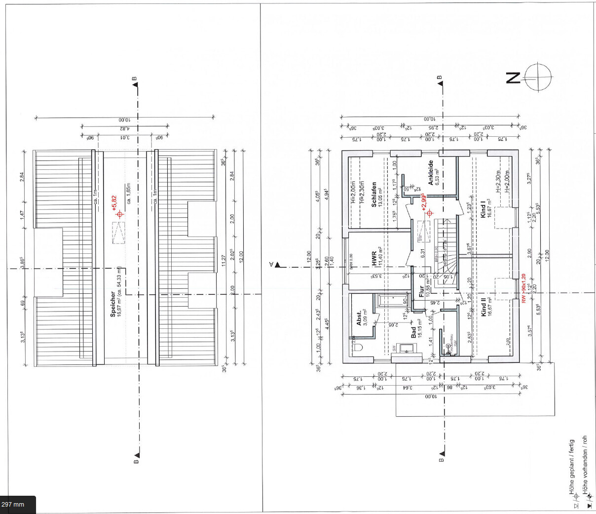 Grundriss eines Hauses: Dachplan links, Erdgeschoss mit Schlafzimmer, Bad, Flur.