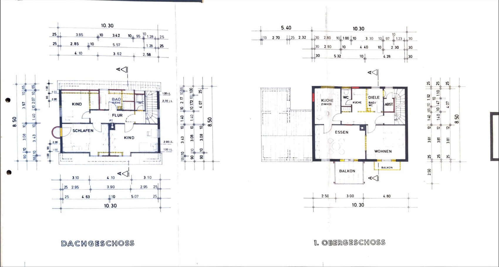 Grundriss: DG links mit Schlafzimmer, Kinderzimmer; 1. OG rechts mit Küche, Wohnen, Balkon.