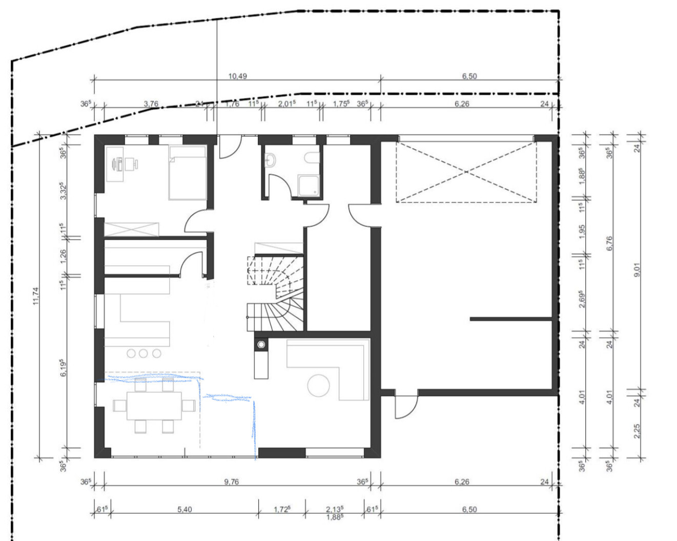 Grundriss eines Hauses: Küche, Essbereich, Wohnzimmer, Schlafzimmer, Bad, Treppenhaus, Garage.
