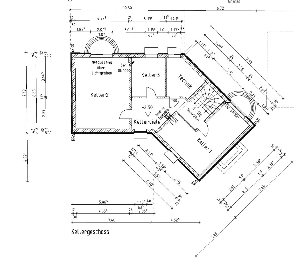 Grundriss Kellergeschoss mit Keller 1–3, Technikraum und Treppenhaus.