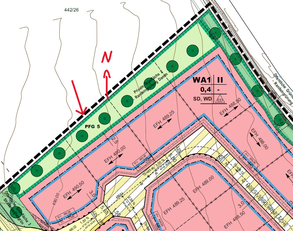 Lageplan eines Baugebiets: grüne Grünflächen mit Bäumen, pinke Bauzonen WA1 II, Nordpfeil.