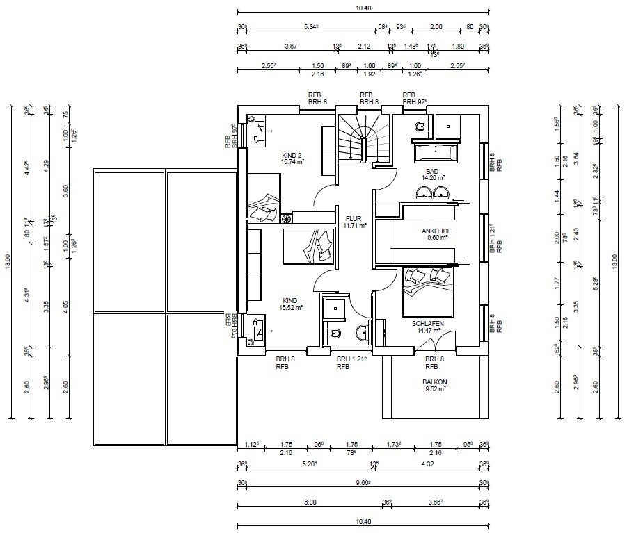 Grundriss eines Hauses: Treppenaufgang, Flur, Schlafzimmer, Ankleide, Bad, zwei Kinderzimmer, Balkon