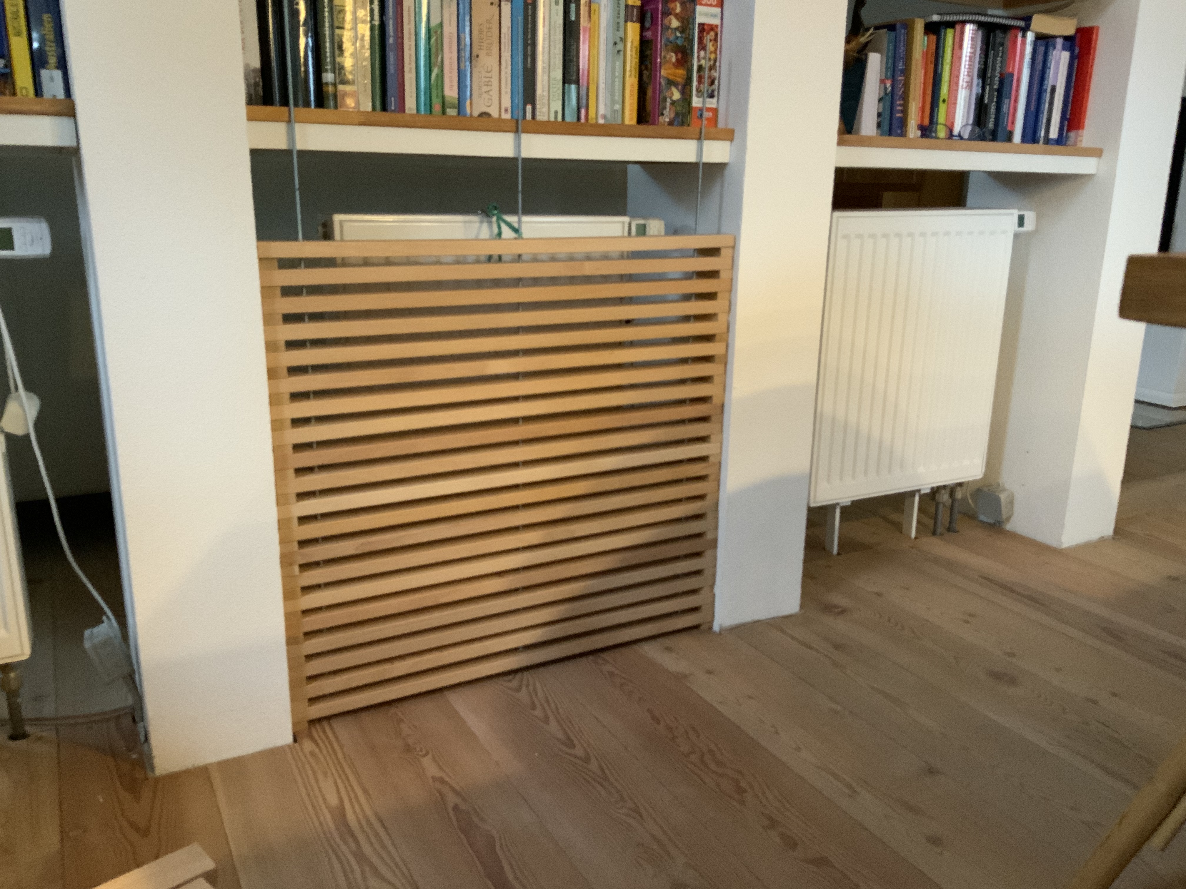 diy-heizkoerperverkleidung-im-raumteiler-538381-1.jpeg