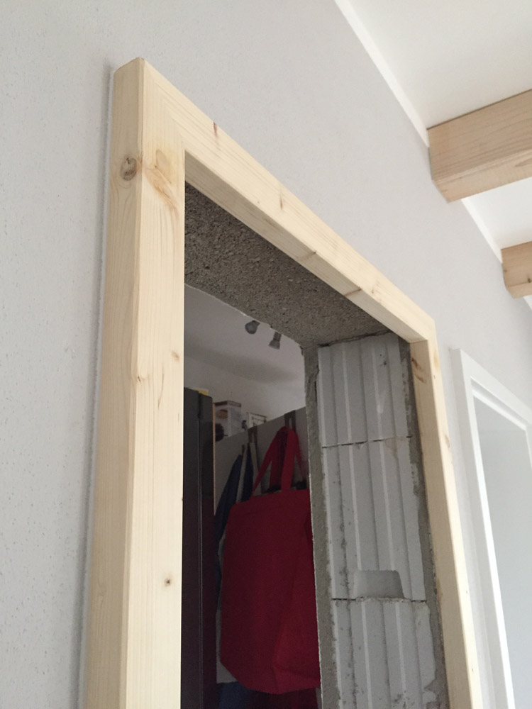 diy-kuehlschrank-einhausen-mit-selbst-gebauter-zarge-365606-2.jpg