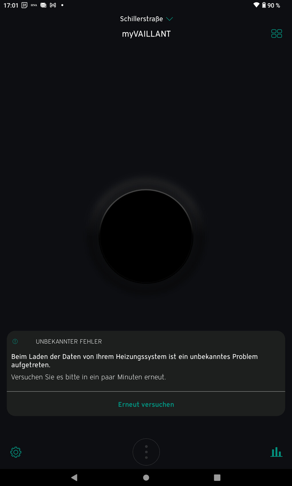 Dunkle App mit großem schwarzen Kreis, Kopfzeilen Schillerstraße und myVAILLANT; Fehler-Toast unten.