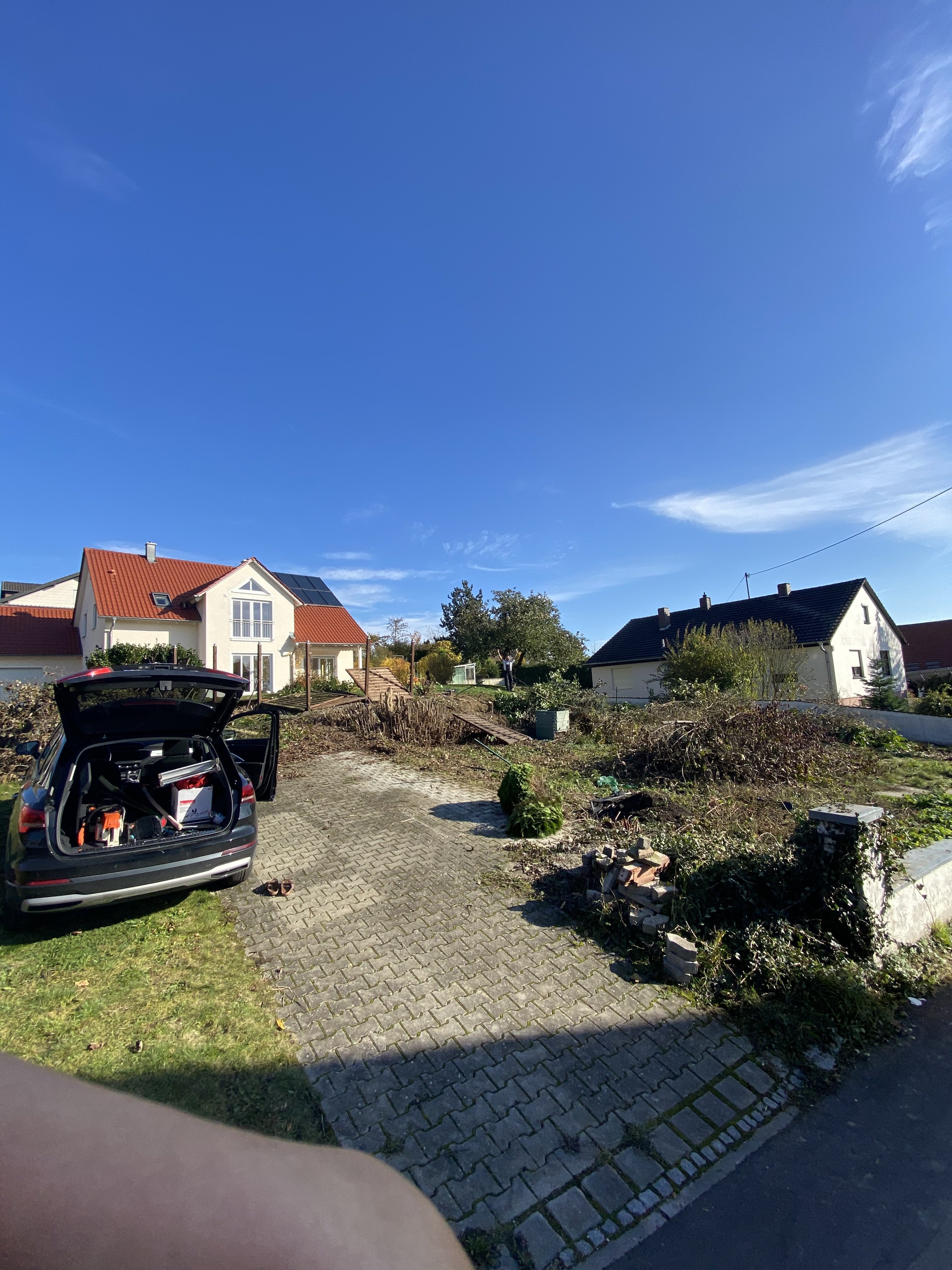 efh-bauvorhaben-mit-hanglage-moeglichkeiten-hang-absichern-453058-2.JPG