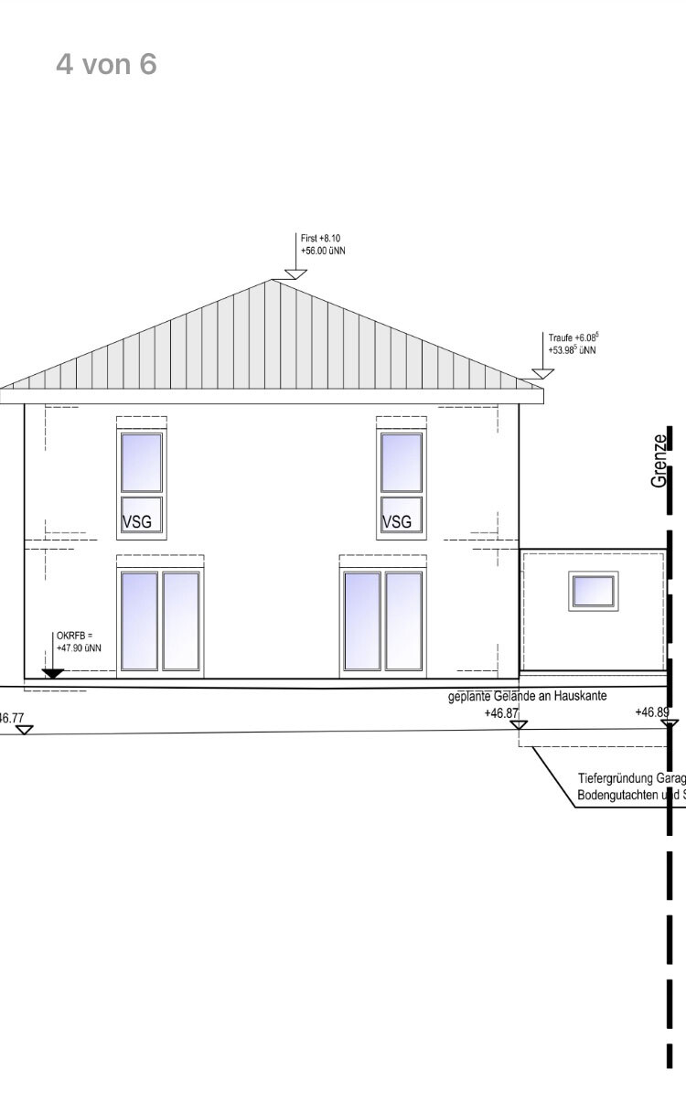 Seitenansicht eines Einfamilienhauses mit Satteldach, Fenstern und Anbau-Garage in Bauzeichnung