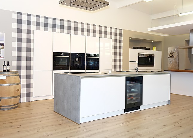 einliegerwohnung-fuer-eltern-210-m-efh-und-80-m-elw-217419-1.jpg