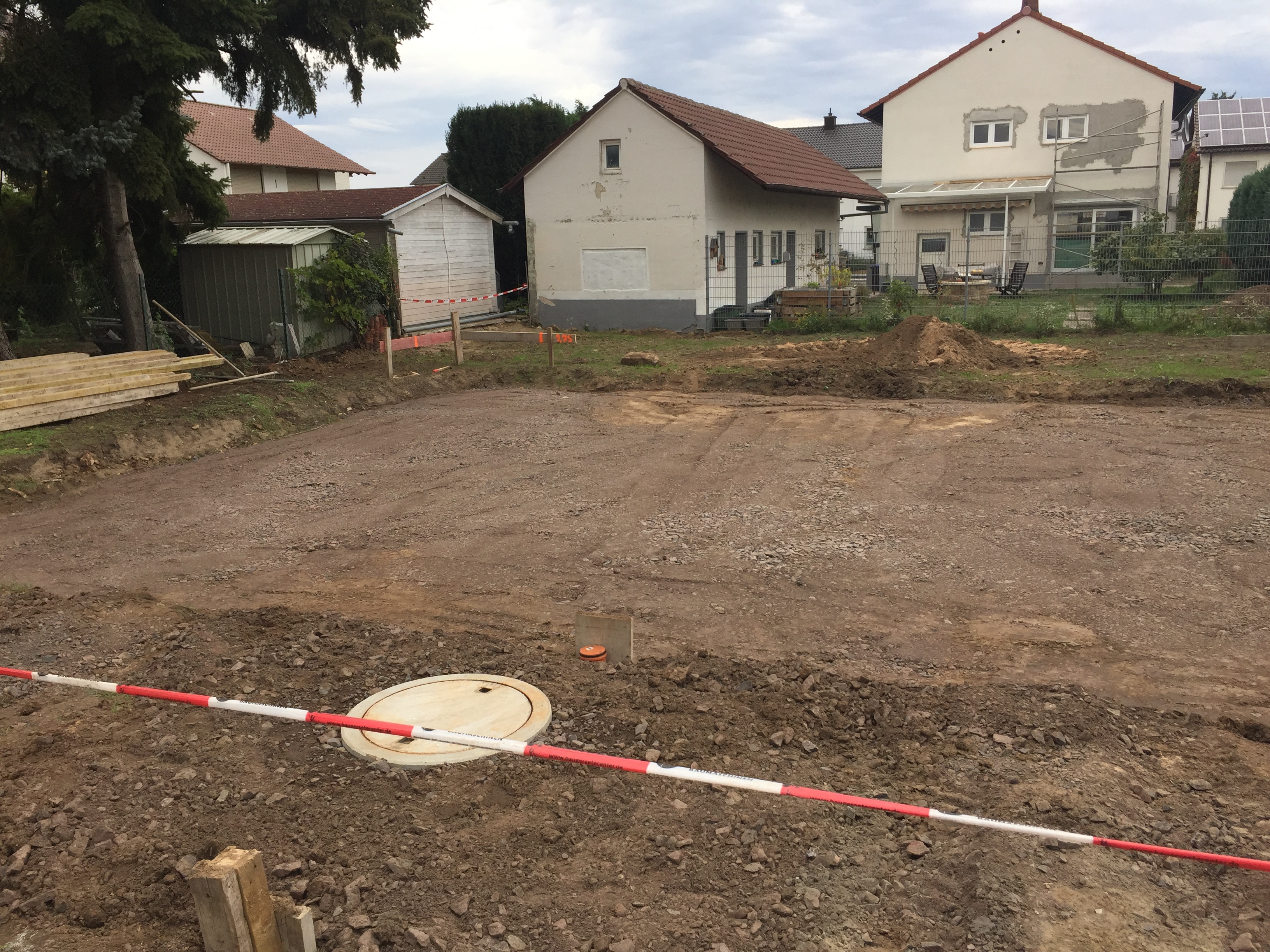 erdarbeitenbaugrundgutachtenlastplattenversuch-350406-1.jpeg