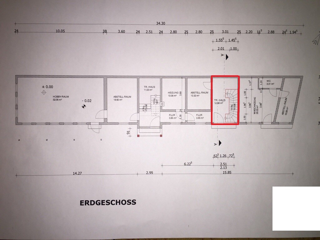 Erdgeschoss-Grundriss mit roter Markierung des Treppenhauses