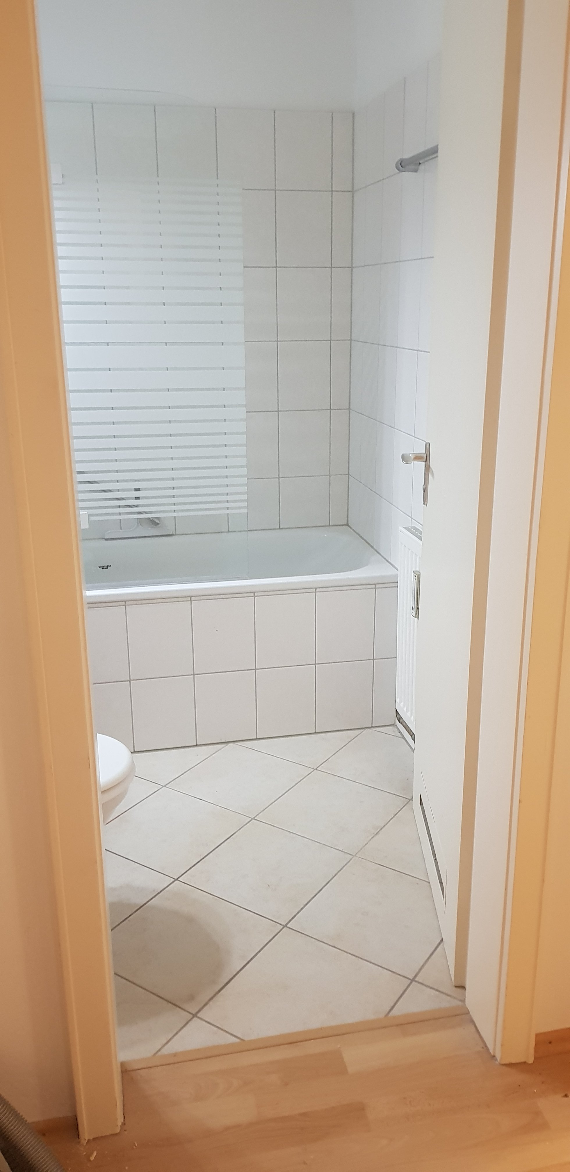 expertenmeinungen-zu-badumbauneugestaltung-451541-1.jpg