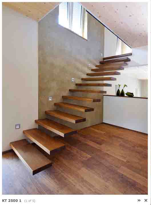 farbgestaltung-der-treppe-im-wohnraum-materialwahl-447597-1.jpg