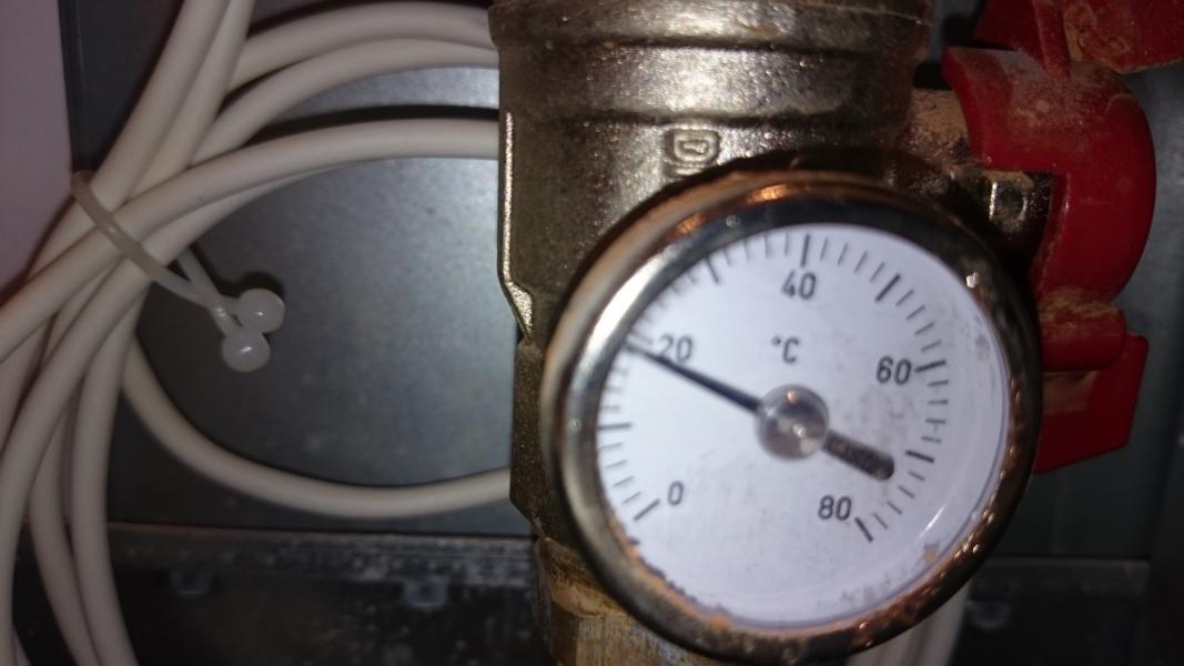 fbh-vorlauftemperatur-20-grad-ruecklauf-solarunterstuetzung-159009-1.JPG