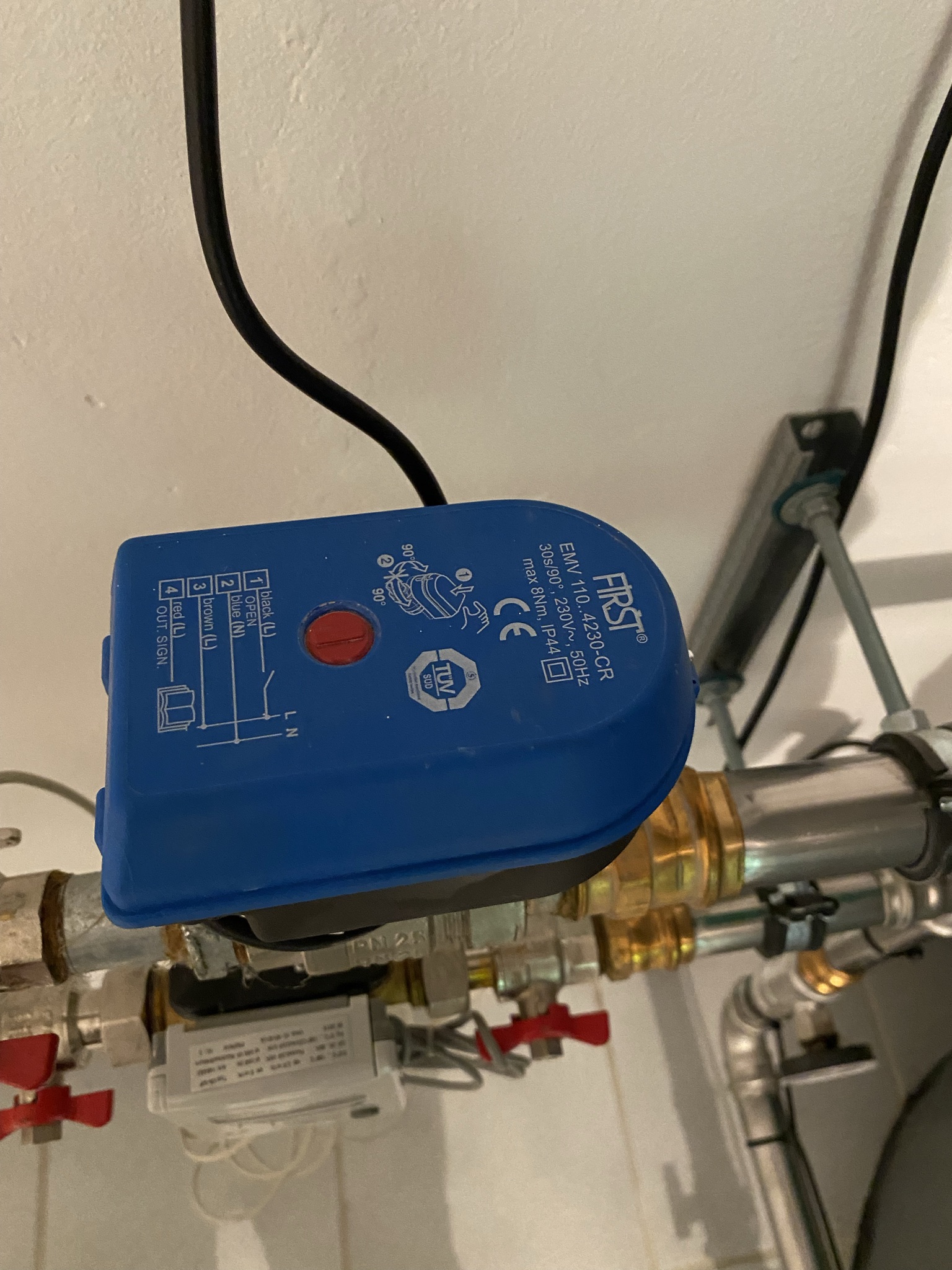 fernwaerme-uebergabestelle-hoher-energieverbauch-538735-6.JPEG