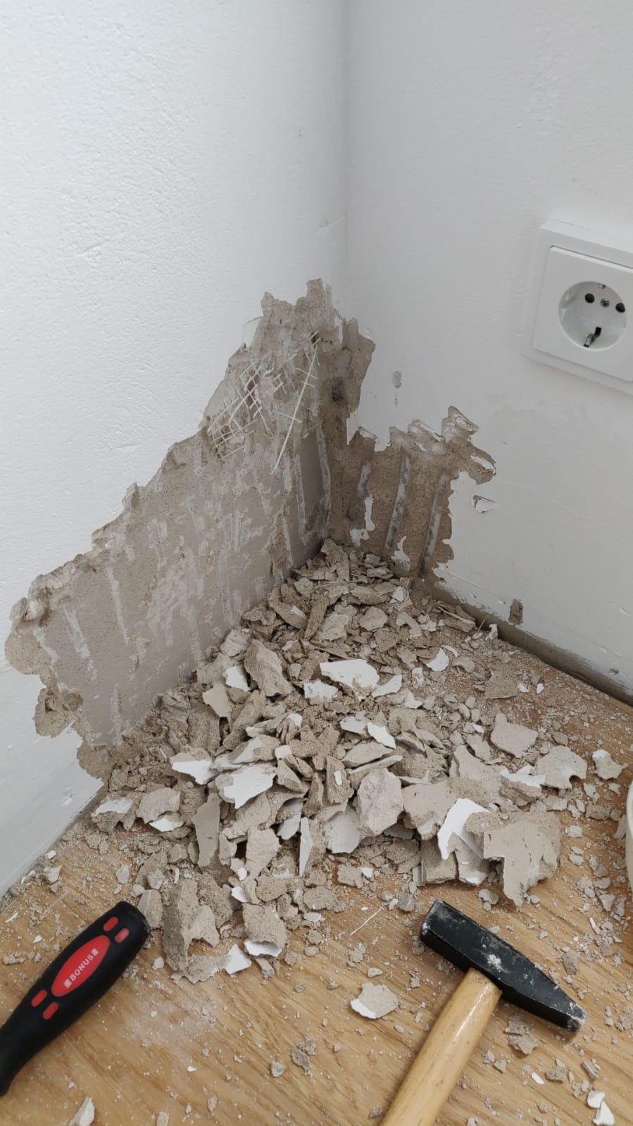 feuchte-ecke-was-ist-der-grund-476635-3.jpeg