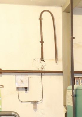 feuchte-kelleraussenwand-drainage-und-mysterioeses-rohr-333539-1.jpg