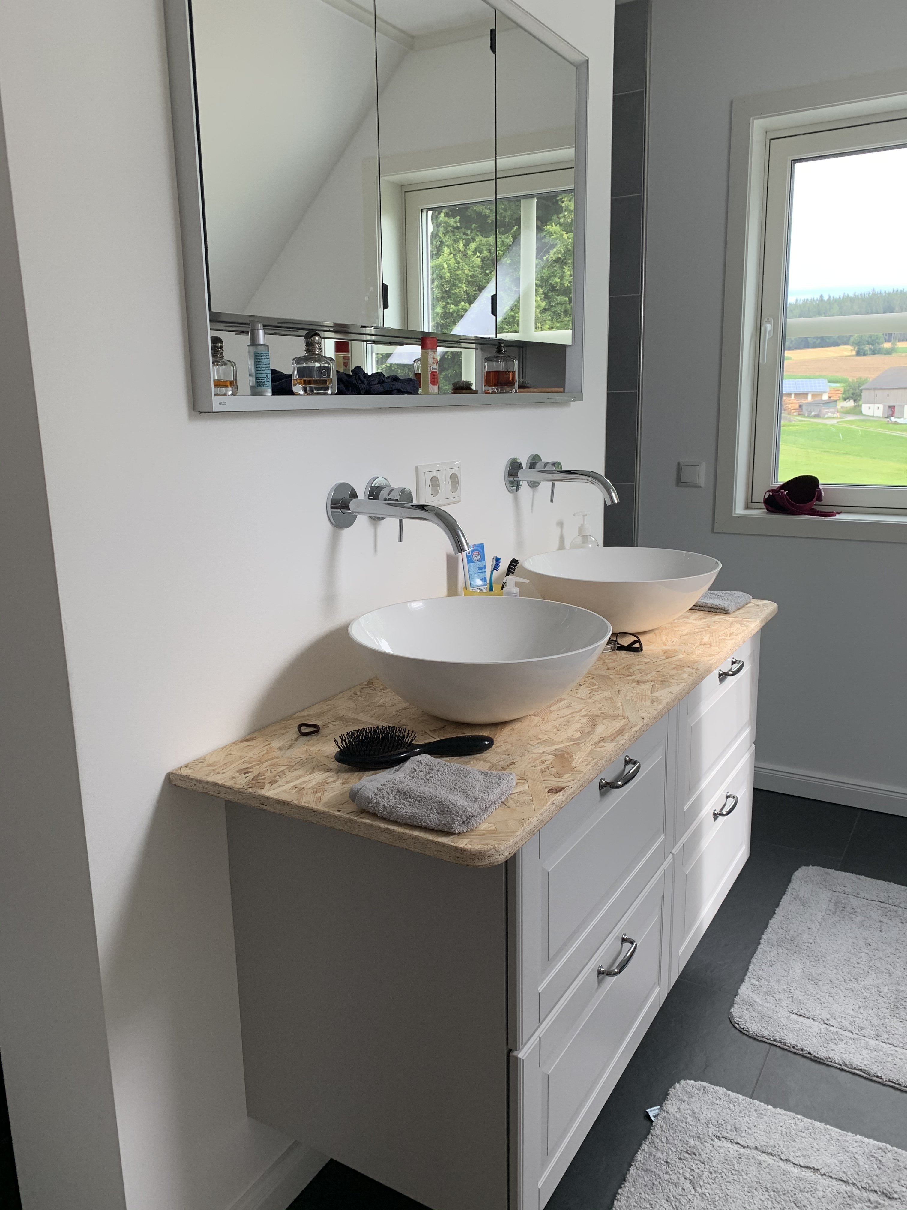 fliesen-badezimmer-verlegerichtung-421863-1.jpeg