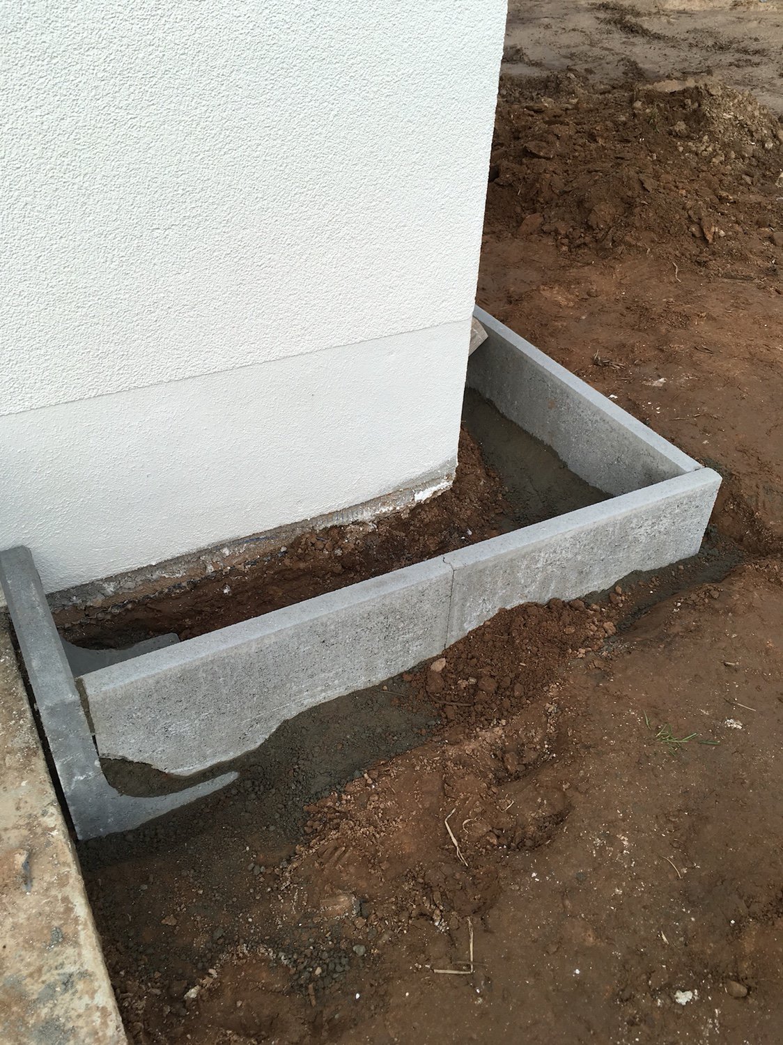 fundament-unterbau-wandfundament-bauarbeiten.jpg
