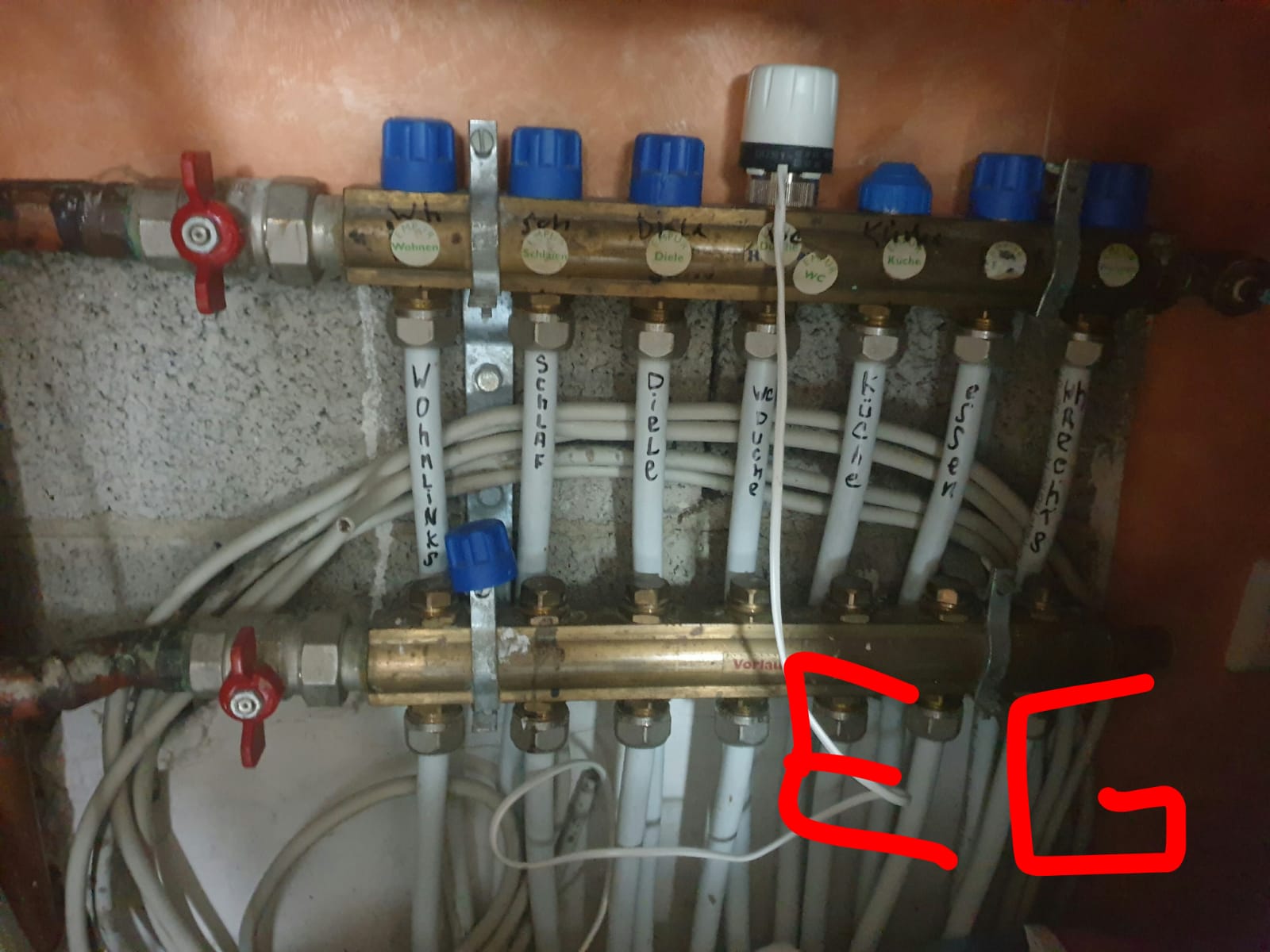 fussbodenheizung-1-etage-heizt-nicht-mehr-437312-1.jpeg