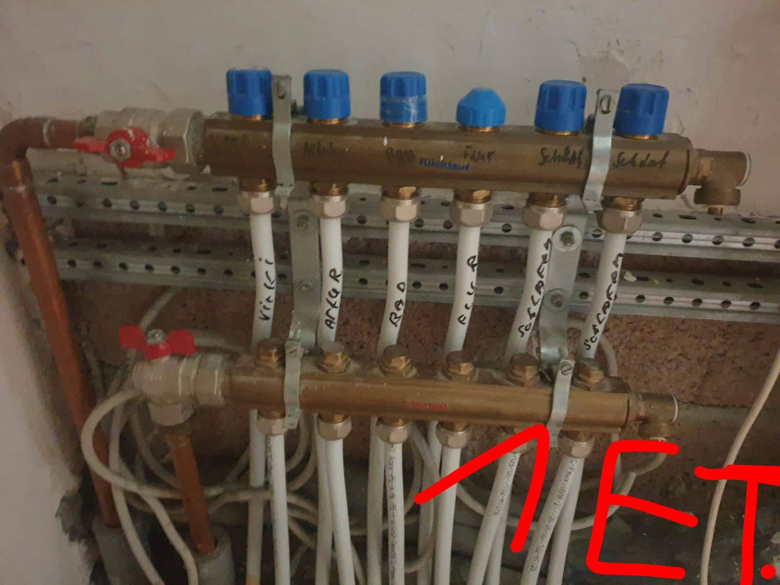 fussbodenheizung-1-etage-heizt-nicht-mehr-437312-3.jpeg
