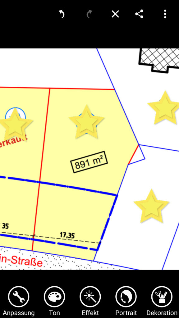 Gelbe Parzellenkarte mit blauer Umrandung, 891 m² Fläche, Stern-Markierungen