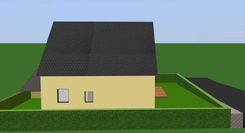 Einfamilienhaus mit gelber Fassade, dunklem Ziegeldach, von grünen Hecken umgeben; Zufahrt rechts.
