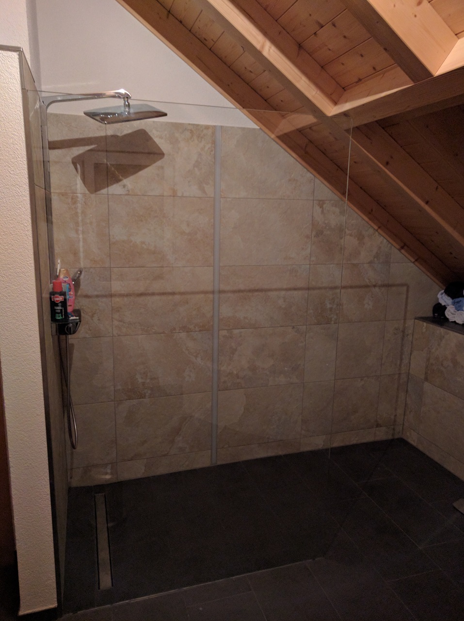giebelhoch-ausgebaut-418-m-oder-abgehaengte-decke-hoehe-209033-2.jpg
