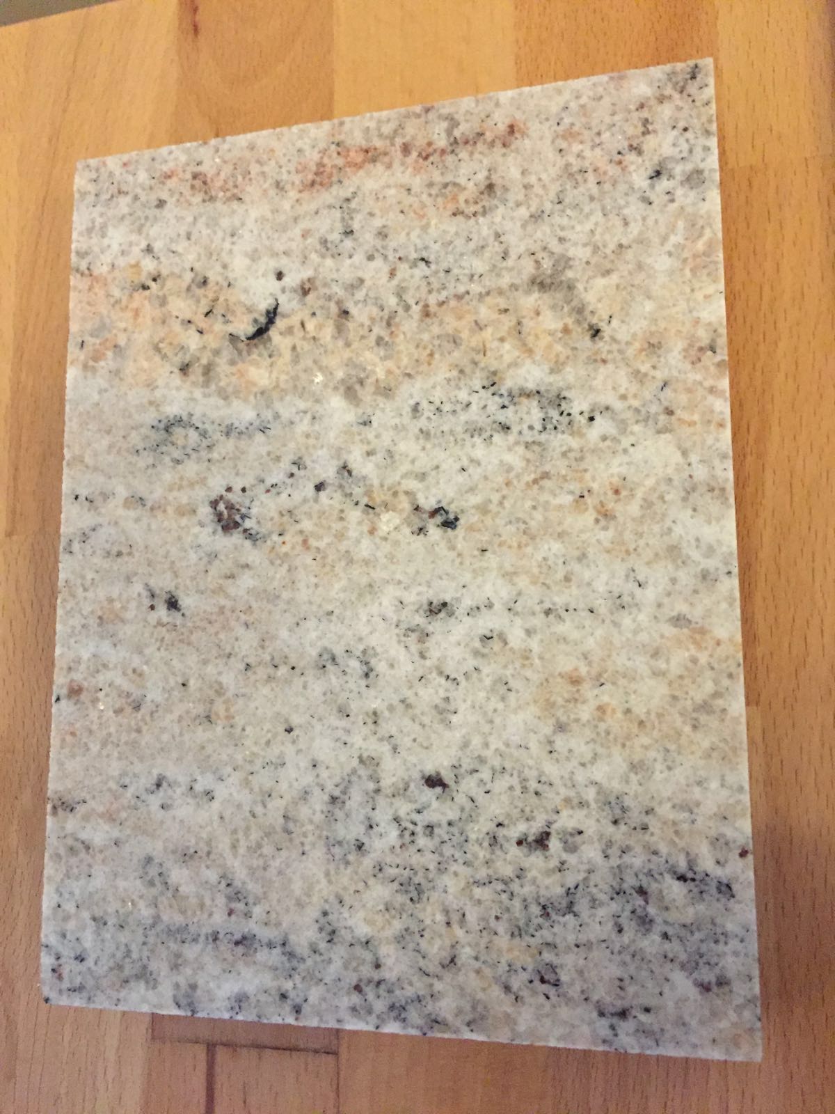 granit-farbton-kuenstlich-beeinflussen-140154-2.jpg