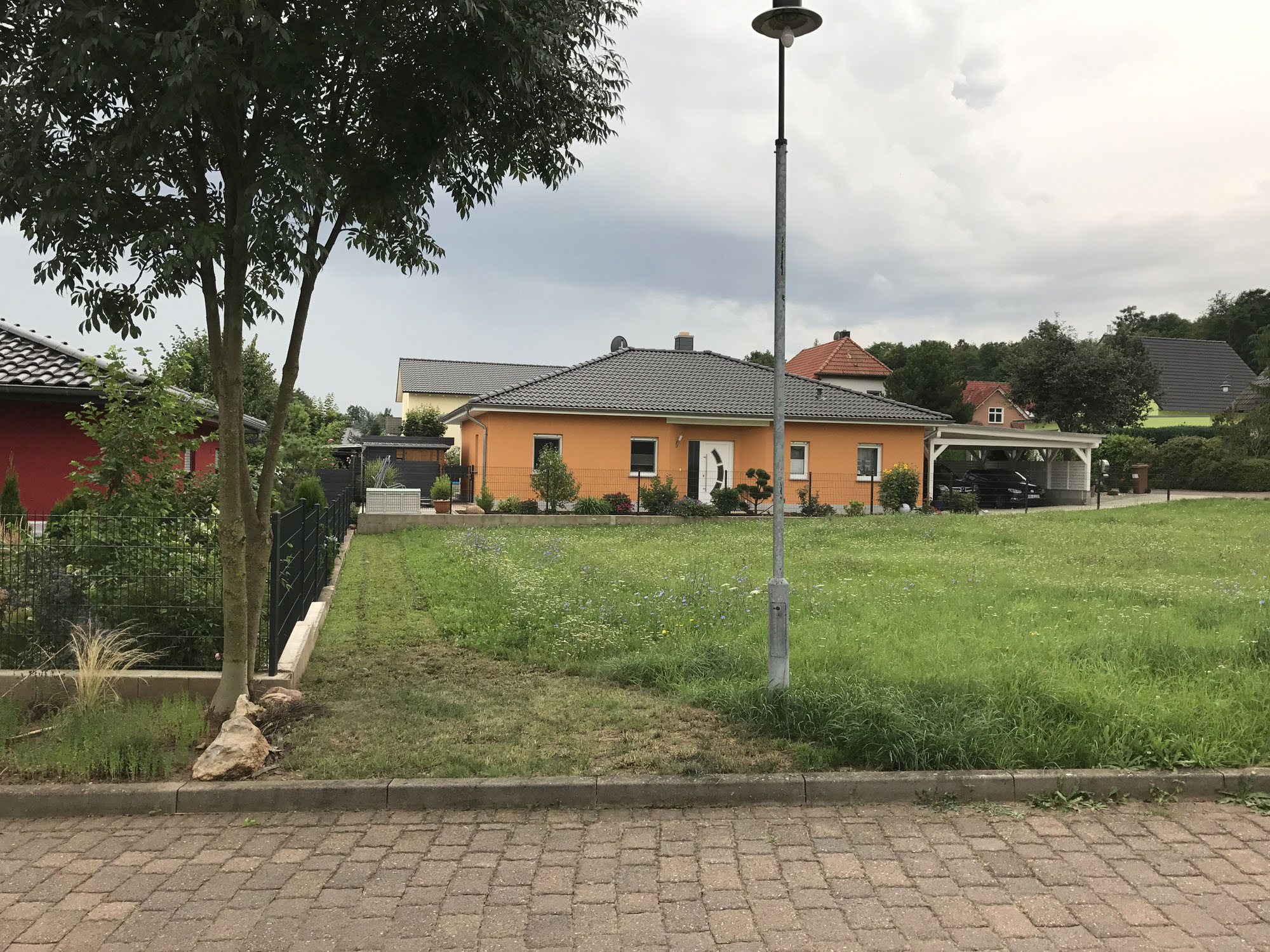 grenzbebauung-garage-l-steine-unter-bodenplatte-erfahrungen-265436-2.jpg