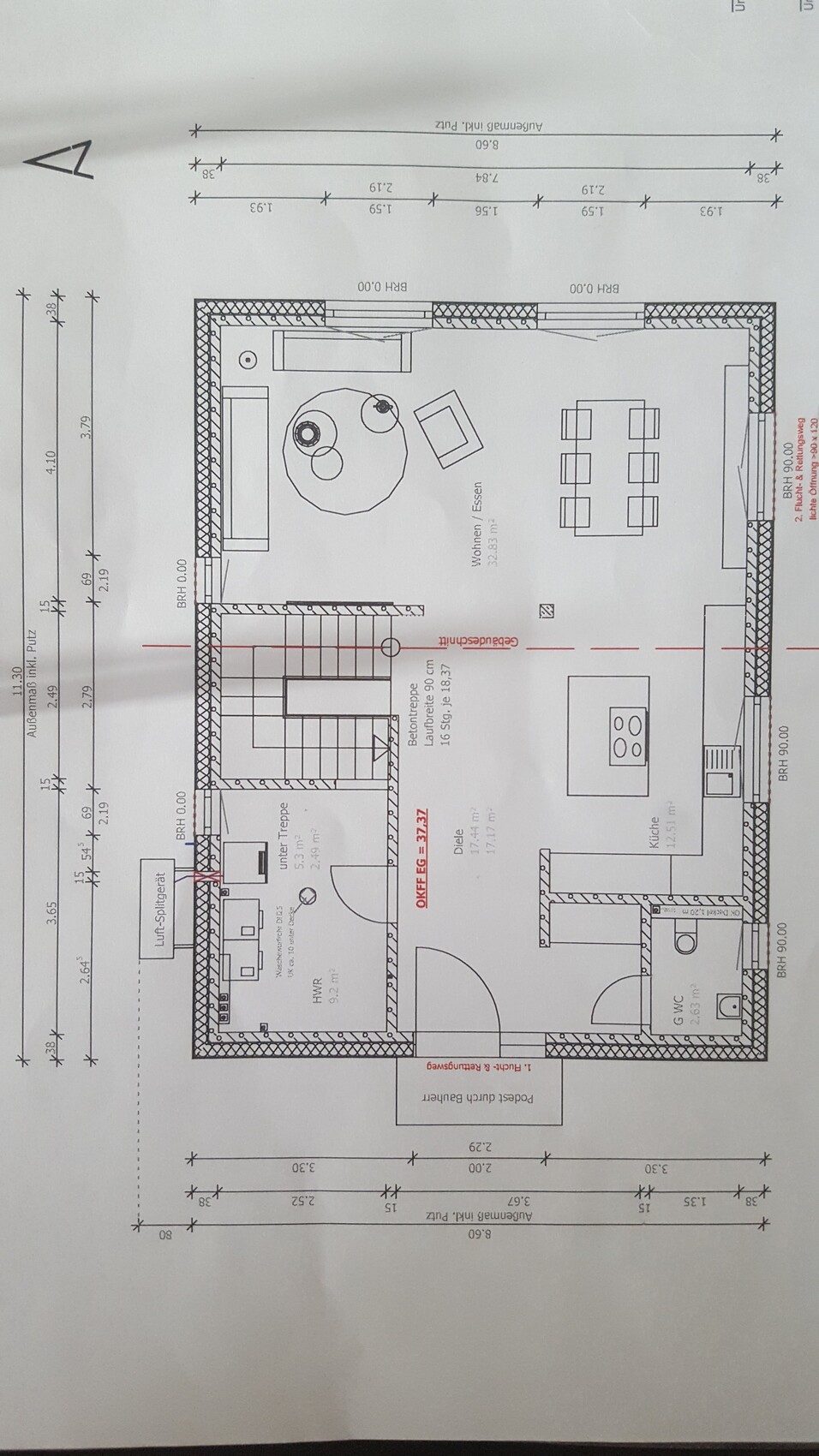 Grundriss eines Hauses: Wohnen/Essen, Küche, Diele, Bad, WC, Treppe, Außenmaße