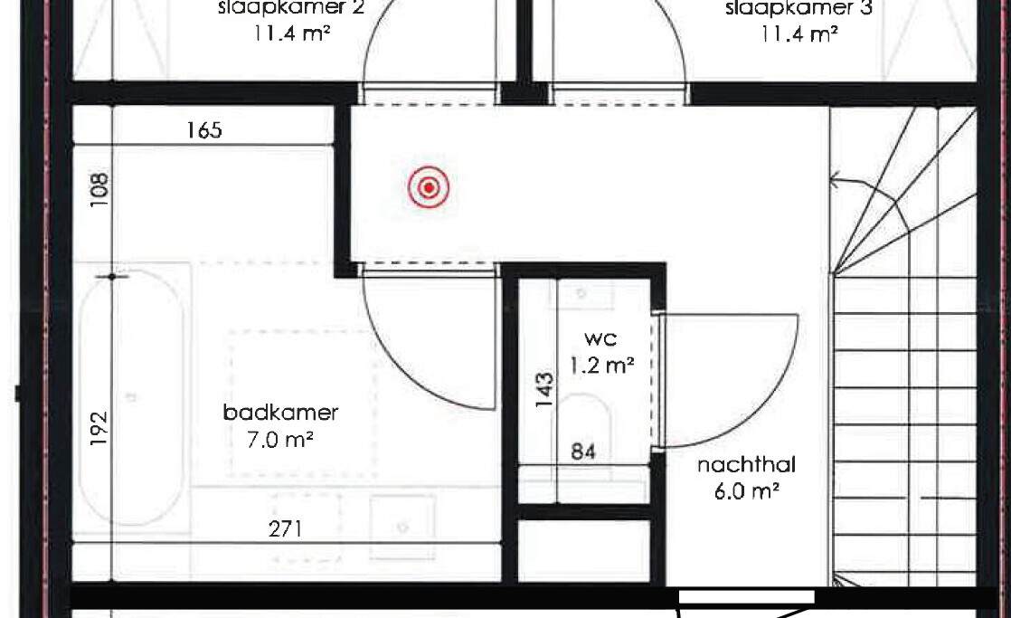 Grundriss: Obergeschoss mit zwei Schlafzimmern, Bad, WC, Nachthal und Treppe rechts.