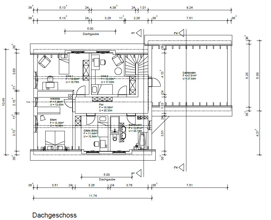 Dachgeschoss-Grundriss mit Flur, Treppe, Bad, Eltern- und Kinderzimmer, Ankleide, Gäste-/Büro