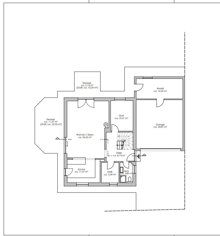Grundrissplan eines Einfamilienhauses mit Terrasse, Küche, Wohnzimmer, Flur und Garage