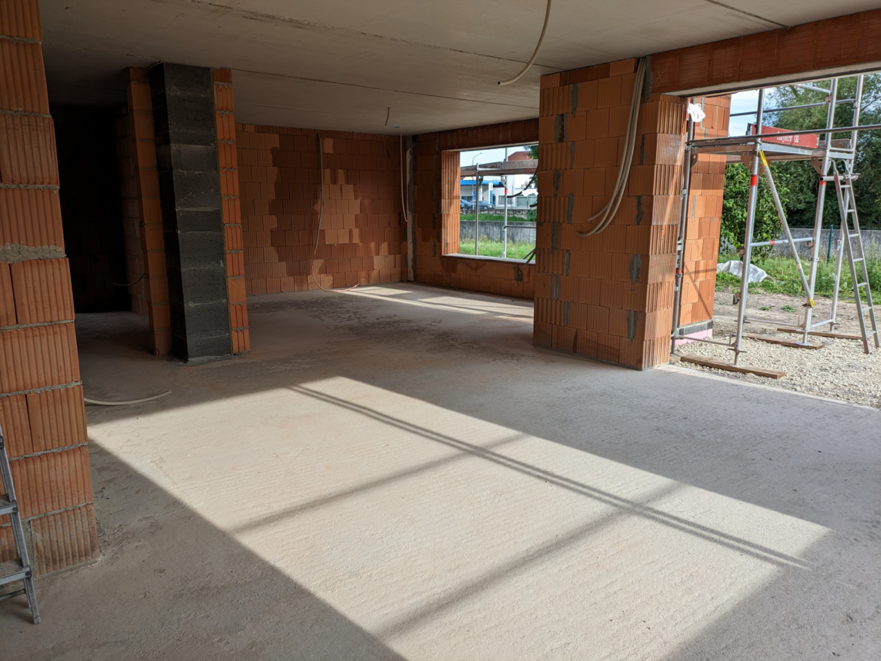 grundriss-einfamilienhaus-mit-keller-und-garage-637510-2.png