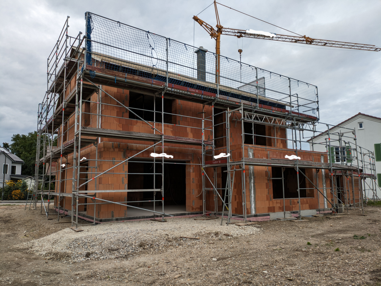 grundriss-einfamilienhaus-mit-keller-und-garage-637510-5.png