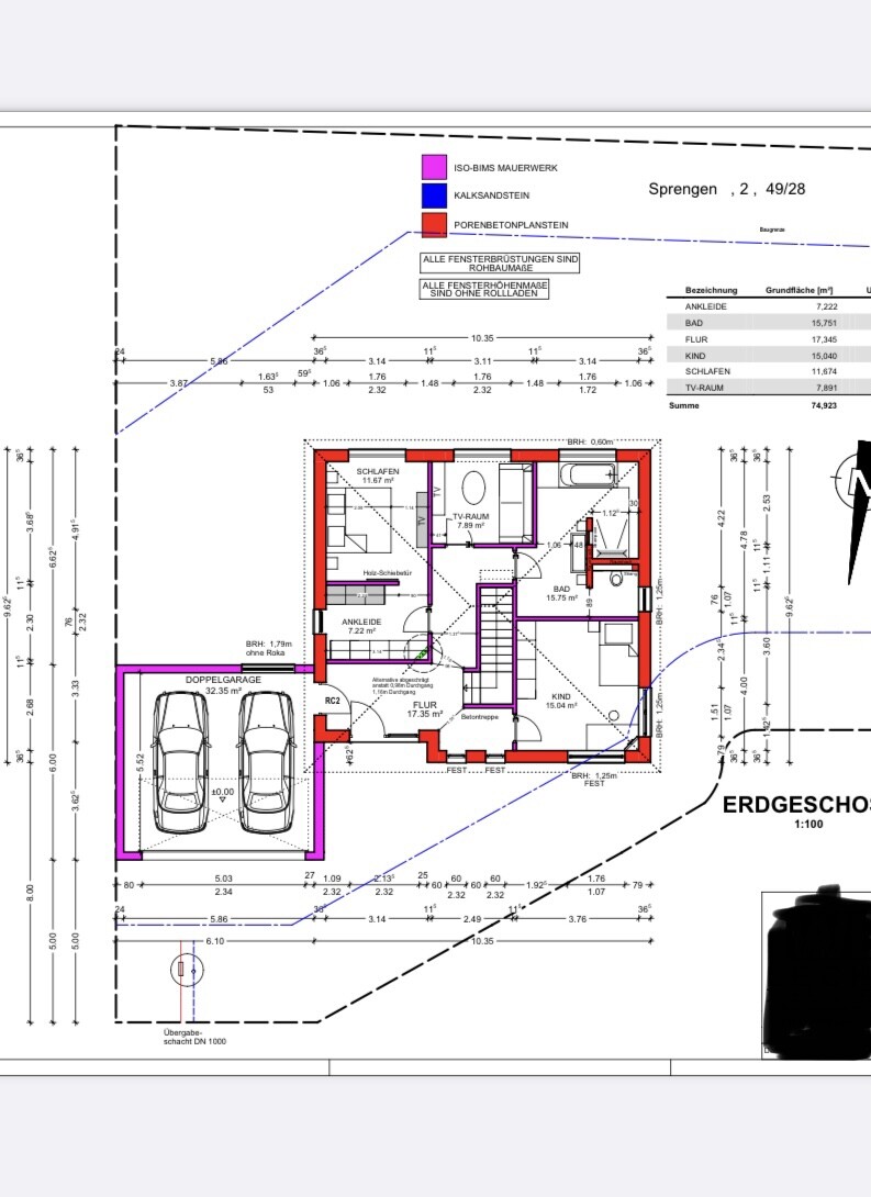 Grundriss-Erdgeschoss eines Hauses mit Doppelgarage, Flur, Schlaf- und Kinderzimmer, Bad.