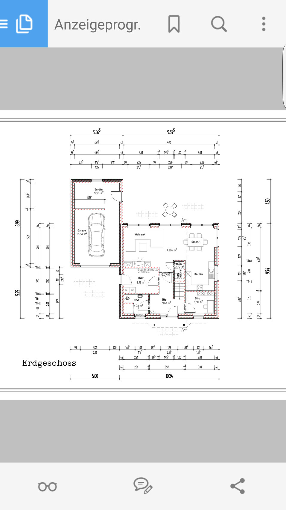 Grundriss Erdgeschoss: Garage links, Wohn-/Essbereich, Küche und Büro.