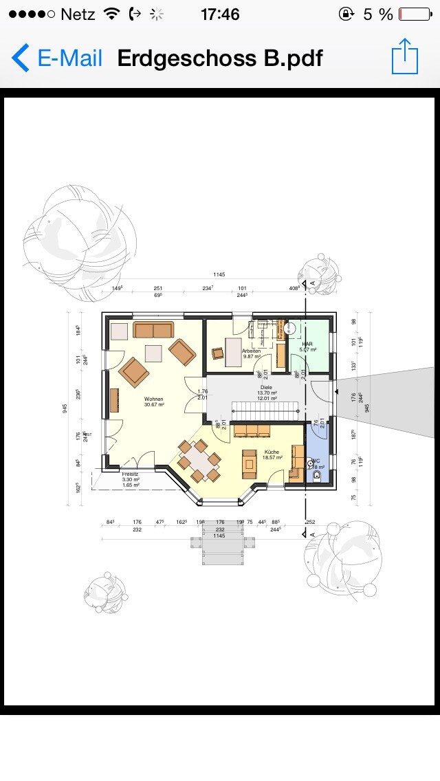 Grundriss Erdgeschoss mit Wohnzimmer, Küche, Essbereich, Diele, Bad, WC und Eingang