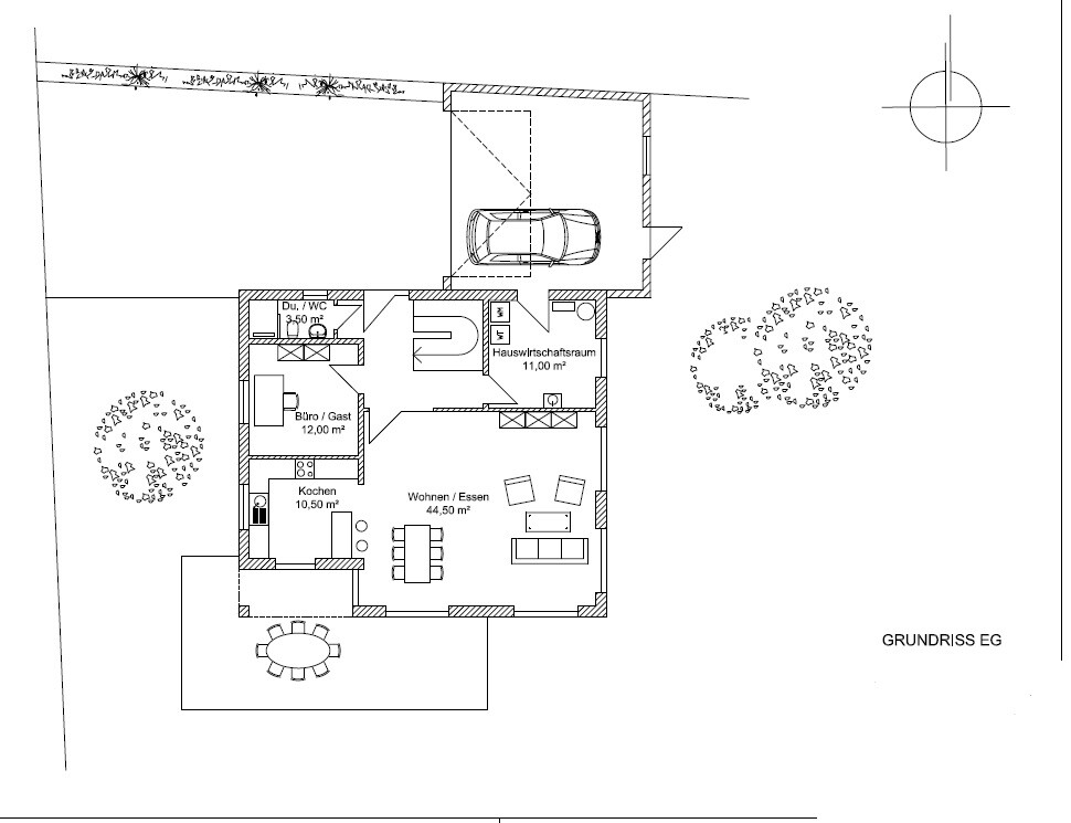 Grundriss EG: Garage mit Auto, offenes Wohnen/Essen, Küche, Büro/Gast, Hauswirtschaftsraum, Du/WC.