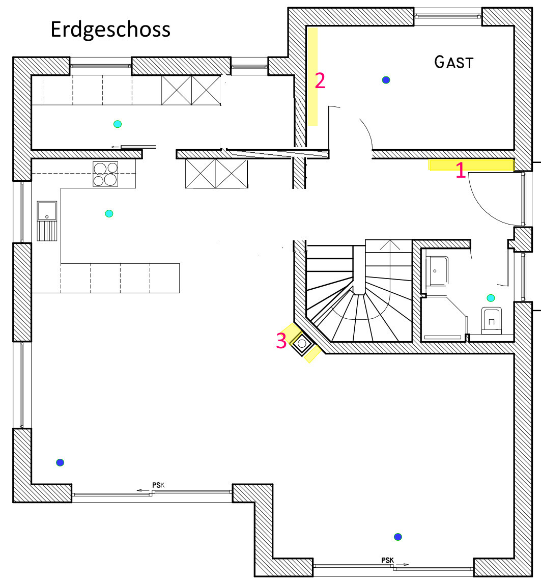 Erdgeschoss Grundriss eines Hauses mit Küche, Gästezimmer, Treppe, Türen