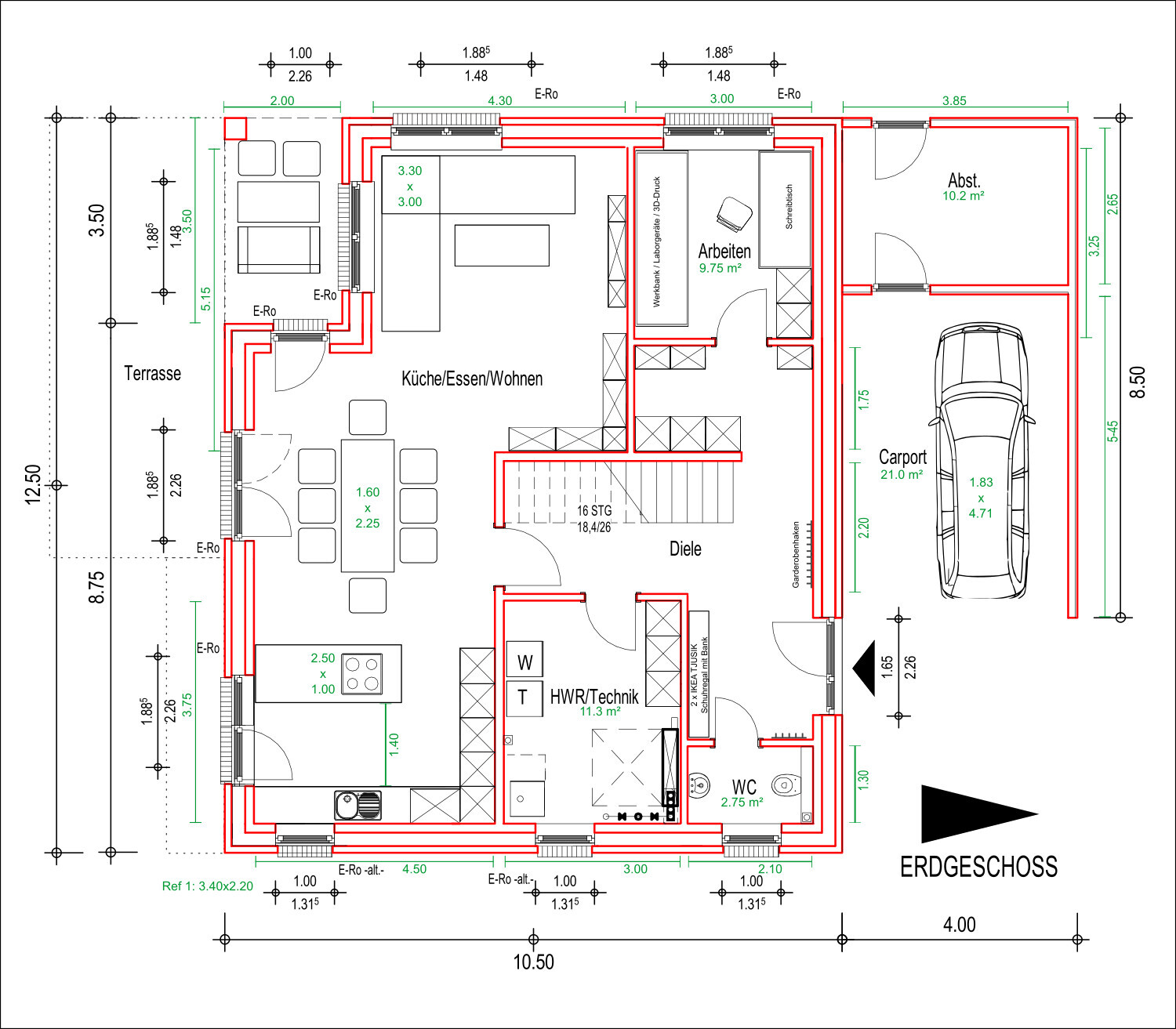 Grundriss Erdgeschoss eines Hauses mit Küche, Essbereich, Wohnzimmer, Terrasse und Carport