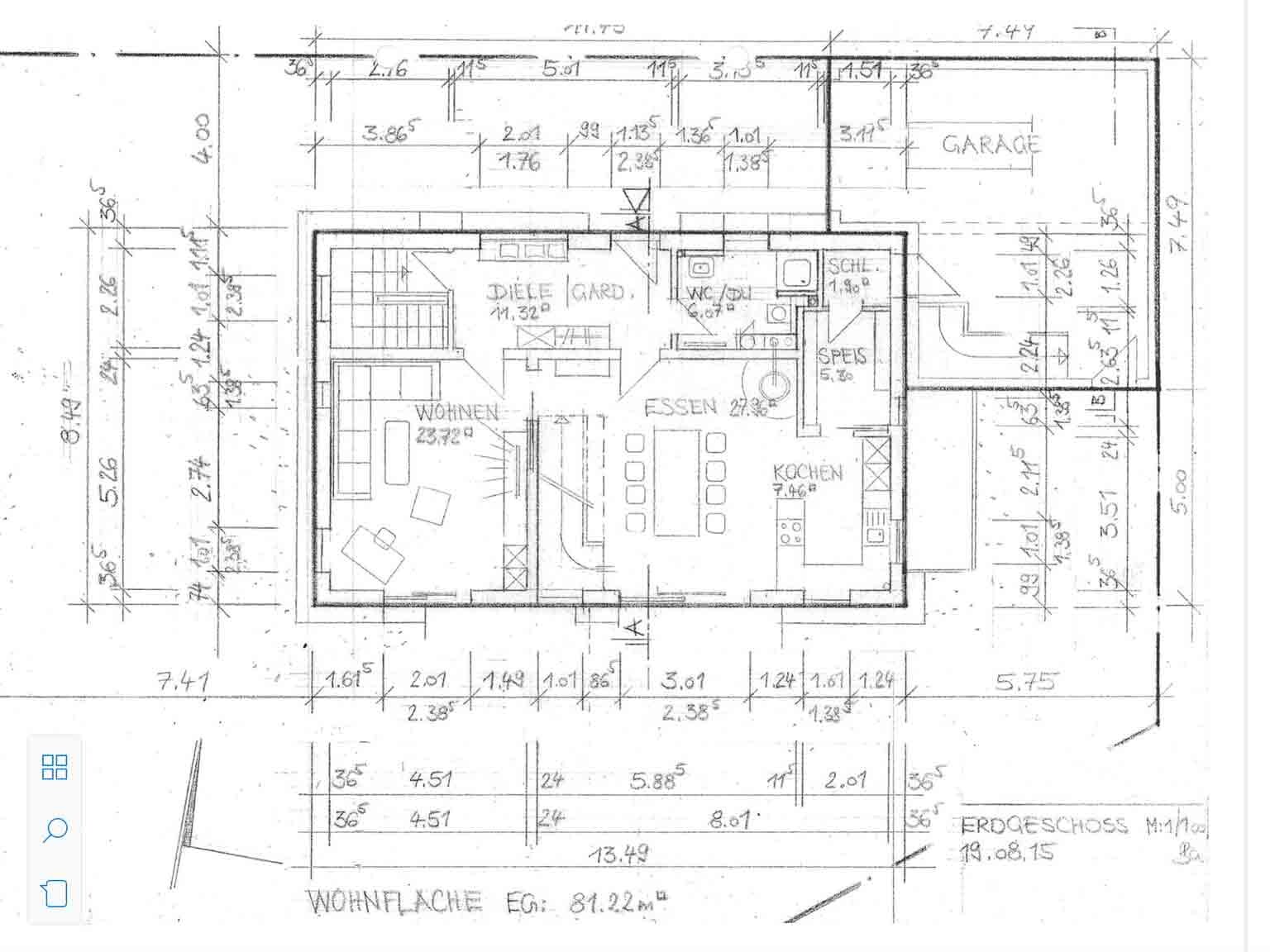 Grundriss Erdgeschoss: Wohnzimmer, Küche, Essecke und Garage