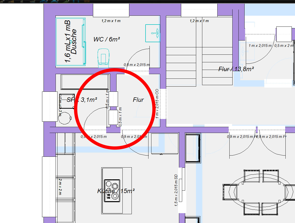 Grundriss einer Wohnung: Flur, Küche, WC und Dusche; roter Kreis markiert den Bereich.