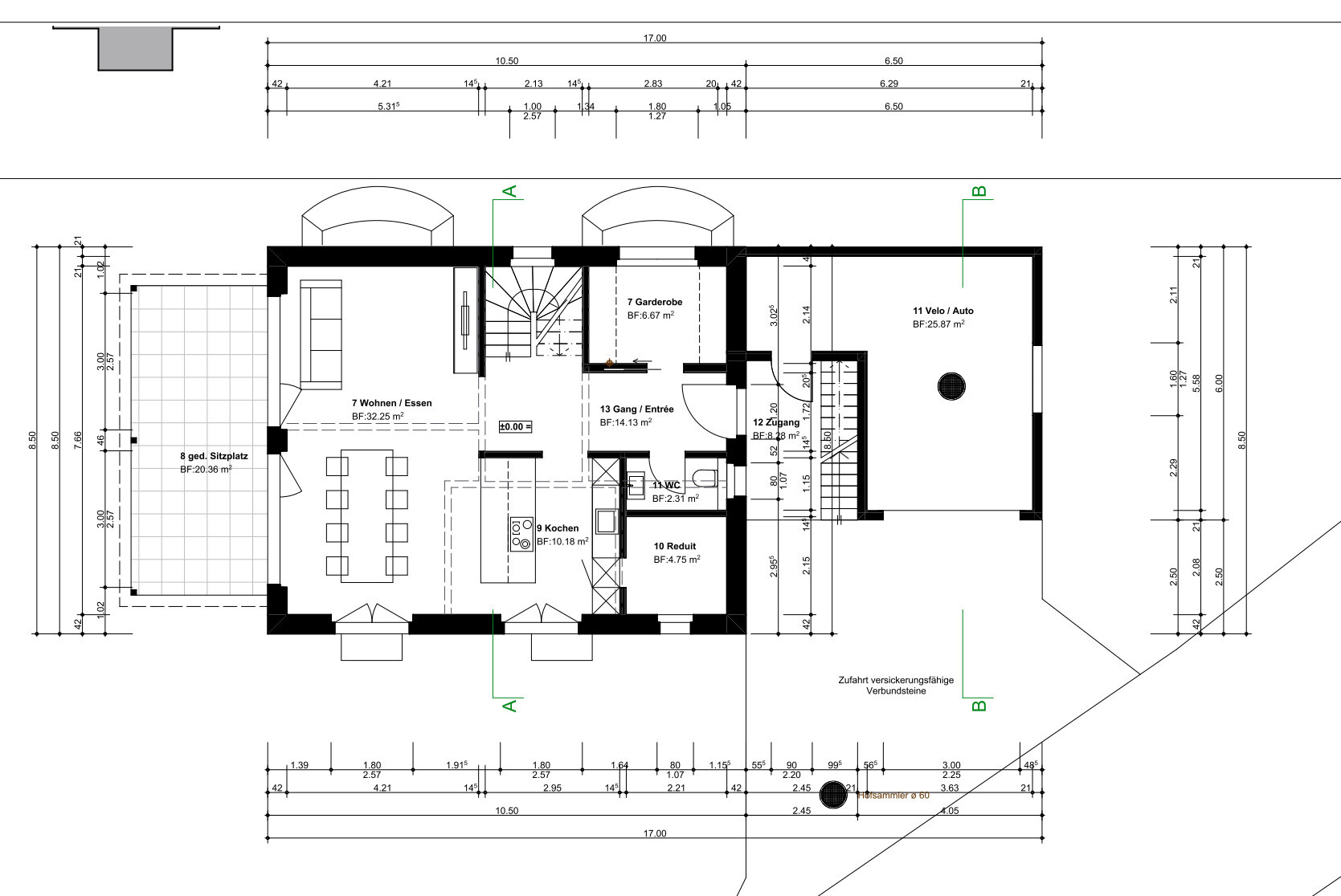 Grundriss eines Hauses: Wohnzimmer/Essen, Küche, Gang, Garderobe, WC, Reduit, Terrasse, Garage/Velo