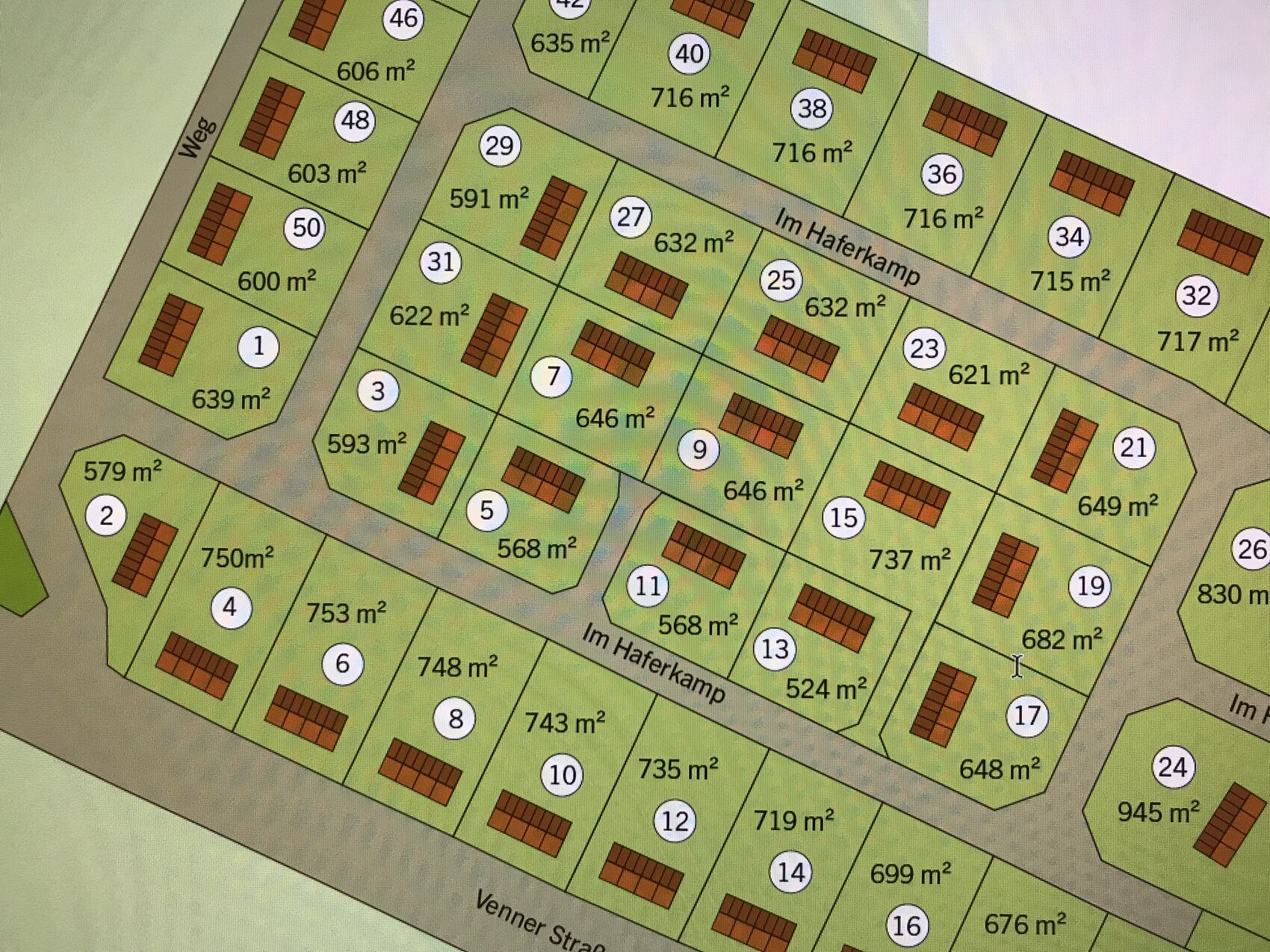 Lageplan mit grünen Parzellen, Nummern und Flächenangaben in m², Straßen.